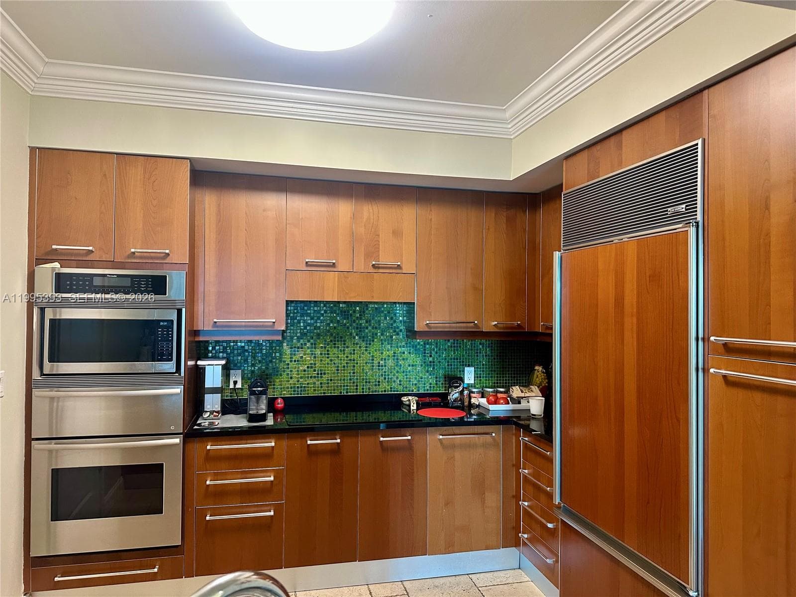 3101 Ocean Dr 1904 photo 11