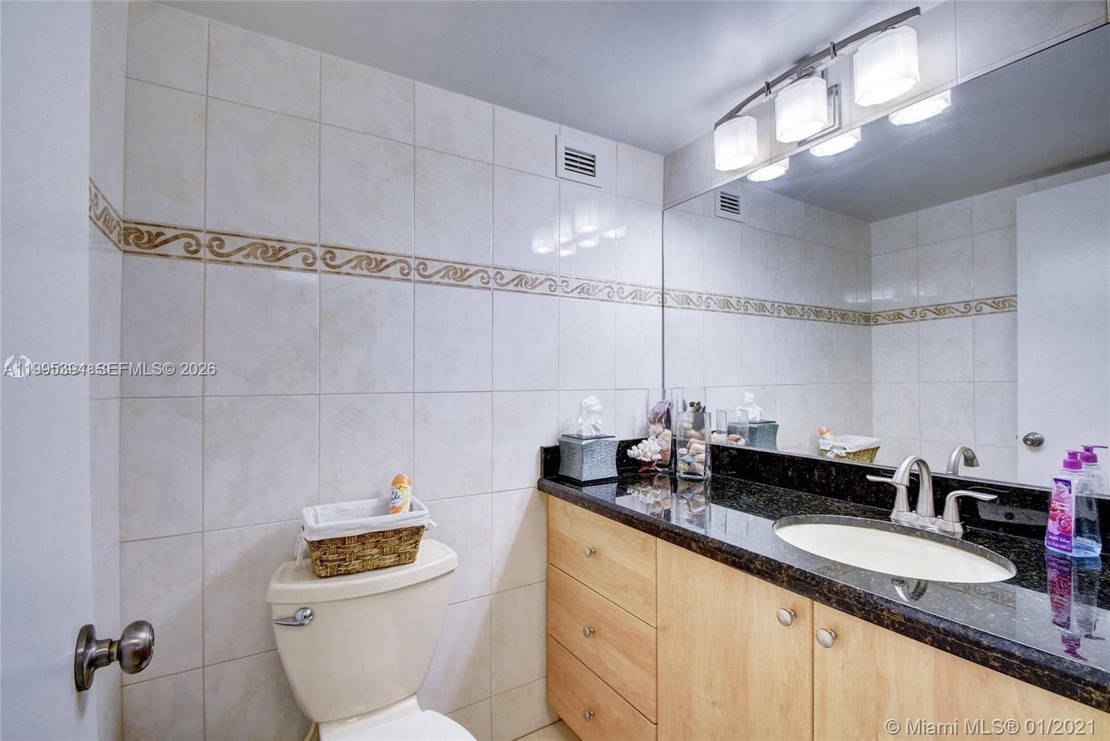 3800 Ocean Dr 902 photo 11