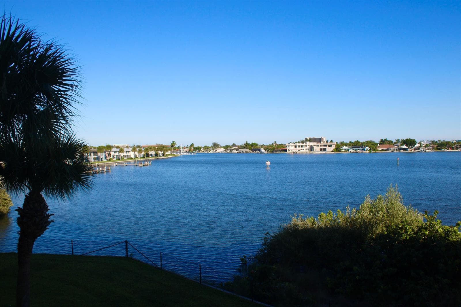 3 E Harbour Isle Drive E 204 photo 6
