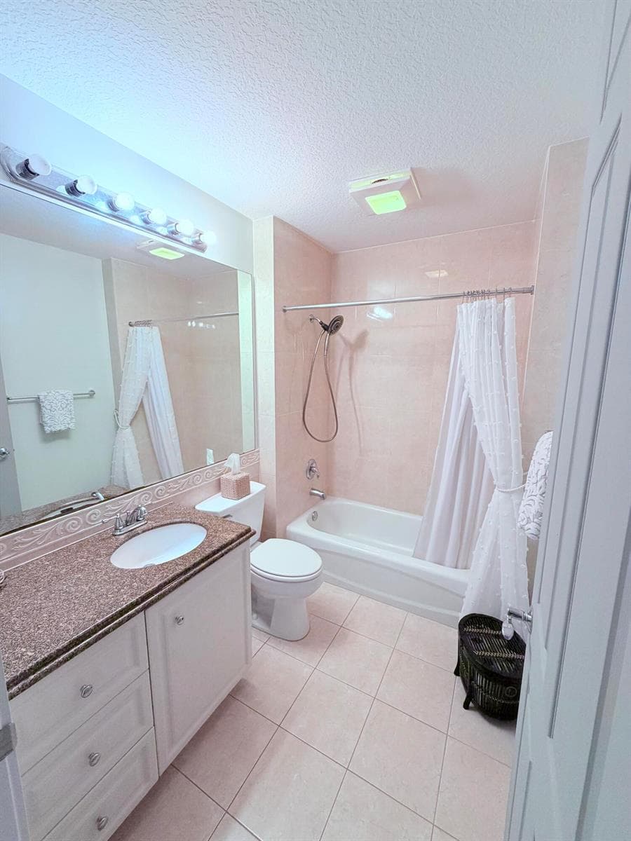 3 E Harbour Isle Drive E 204 photo 16