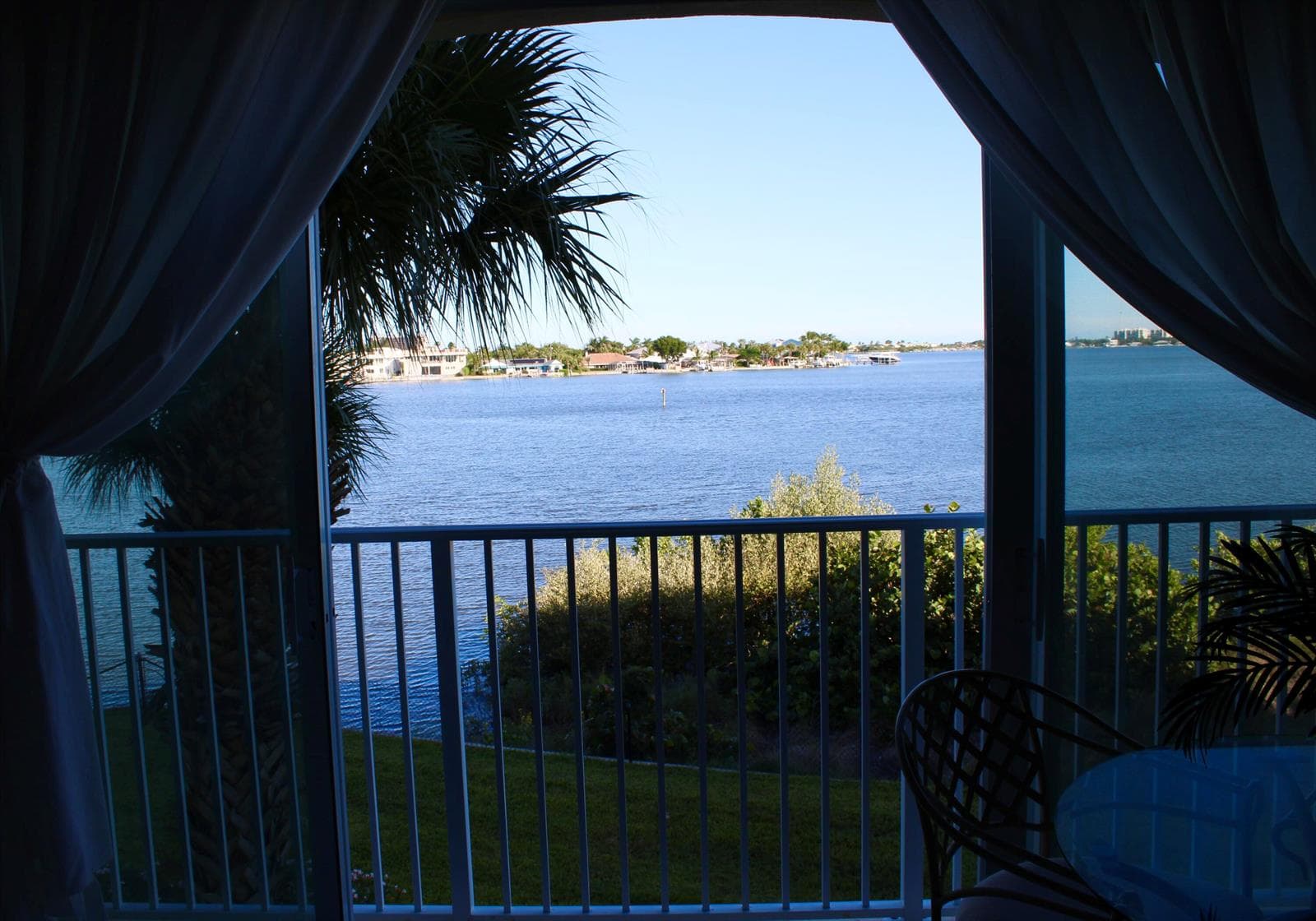 3 E Harbour Isle Drive E 204 photo 5