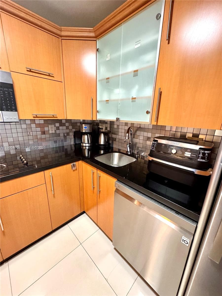 3725 S Ocean Dr 1221 photo 12