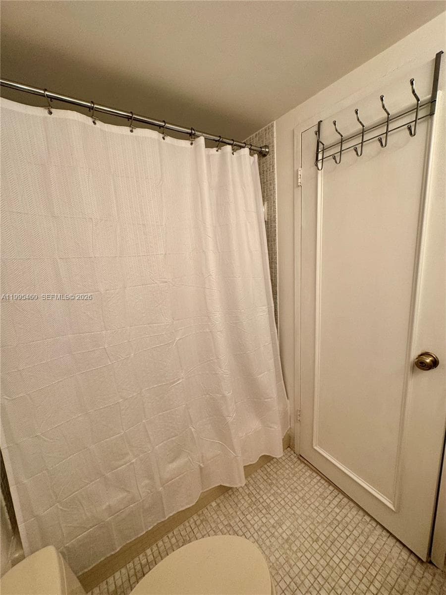 3725 S Ocean Dr 1221 photo 18