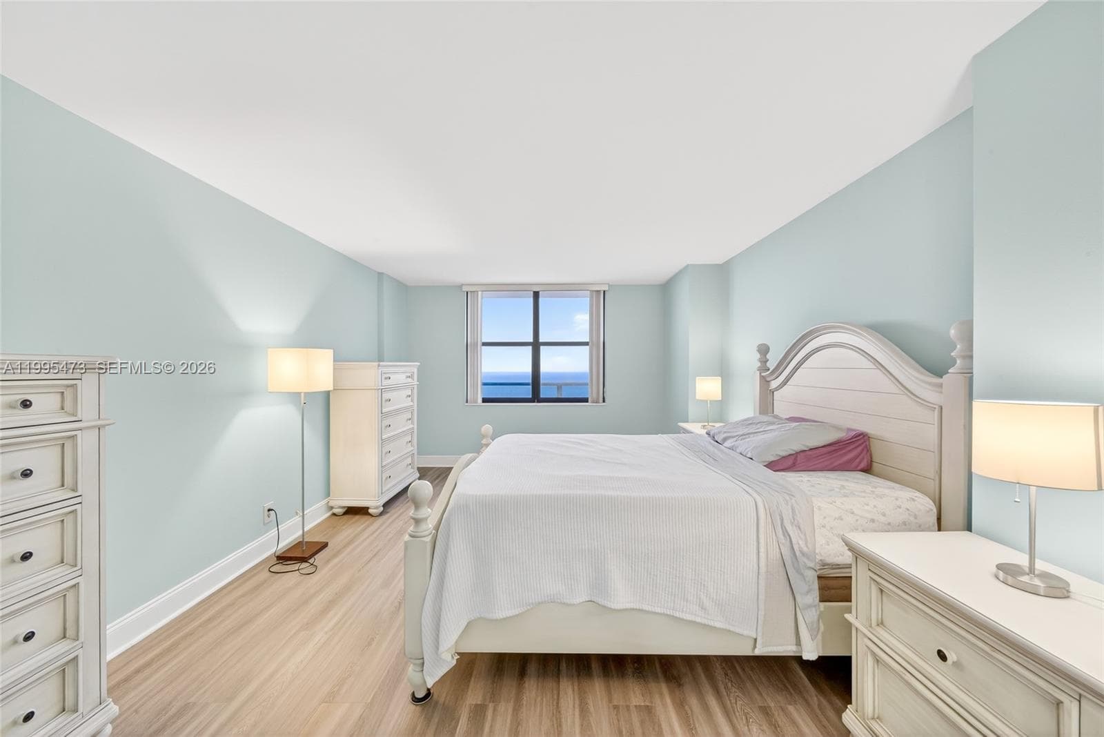 2301 Ocean Dr 2302 photo 17