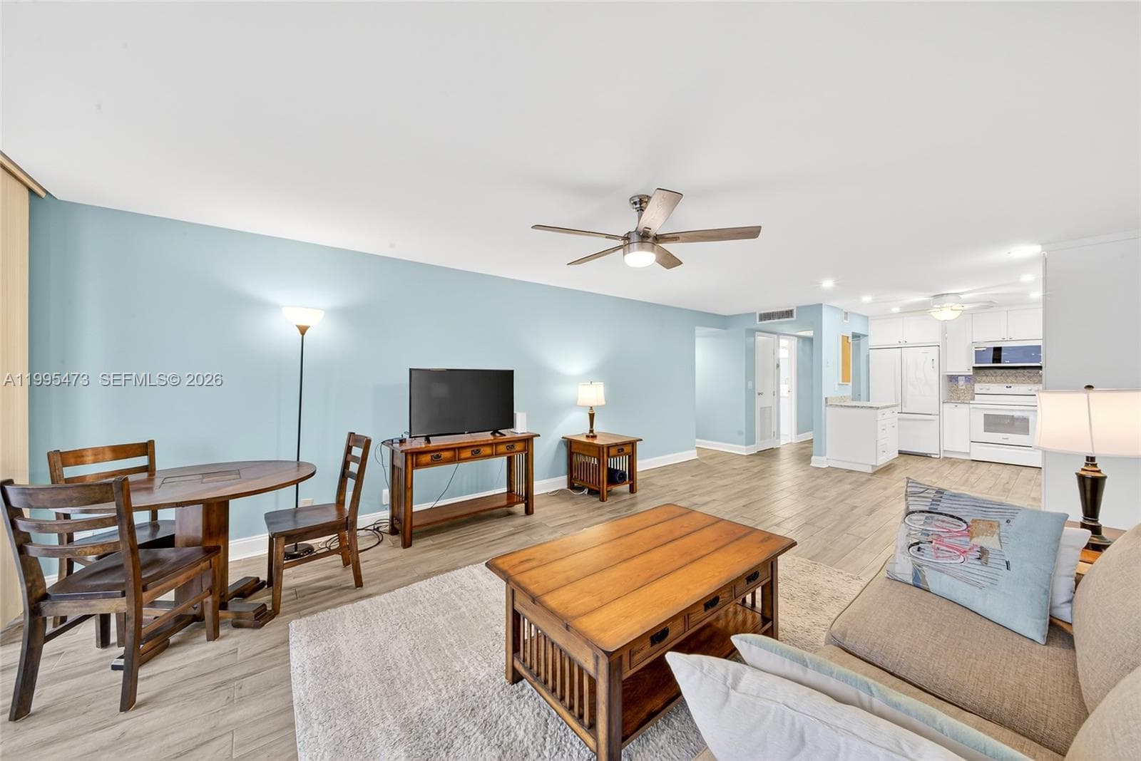2301 S Ocean Dr 2302 photo 9