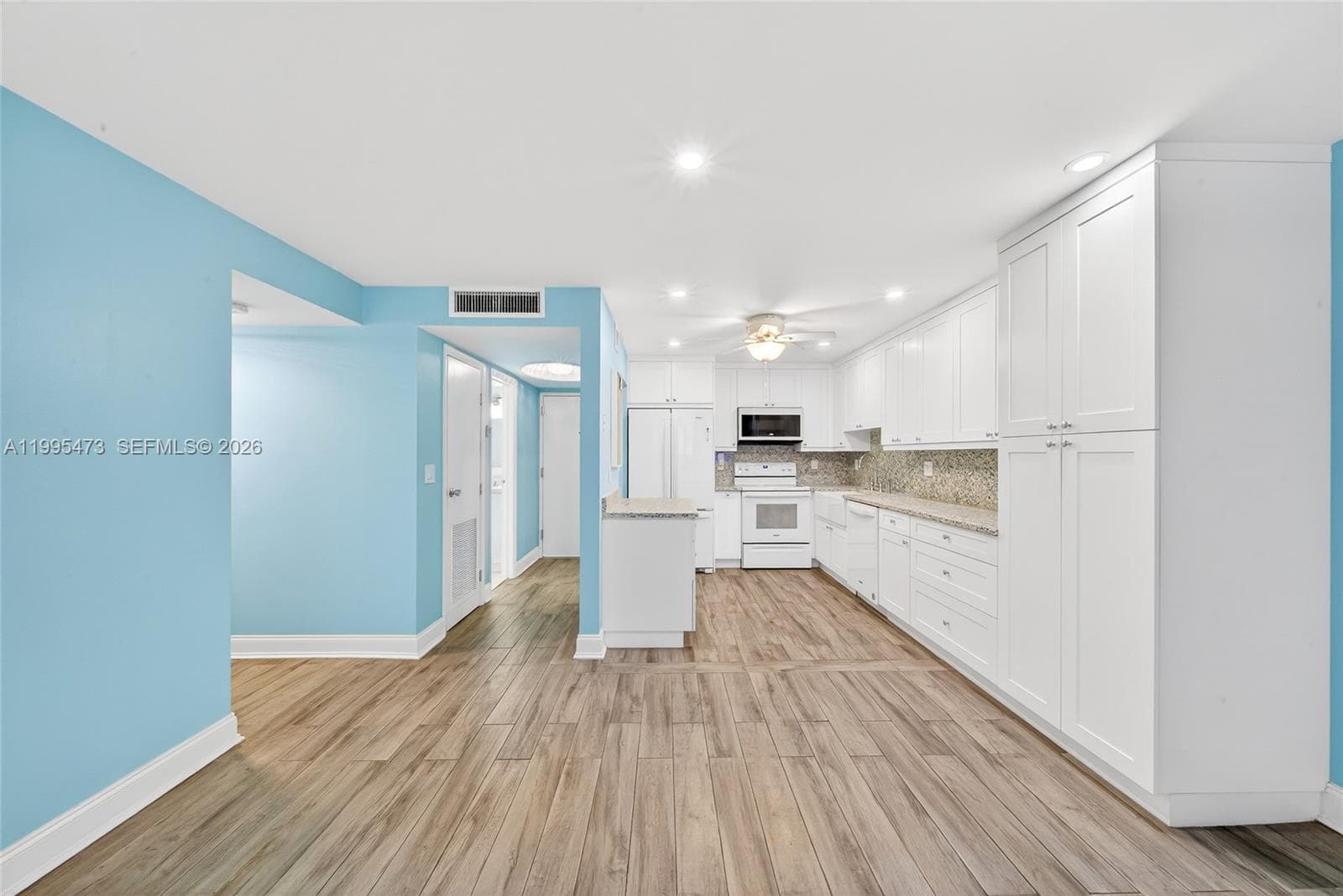 2301 S Ocean Dr 2302 photo 10