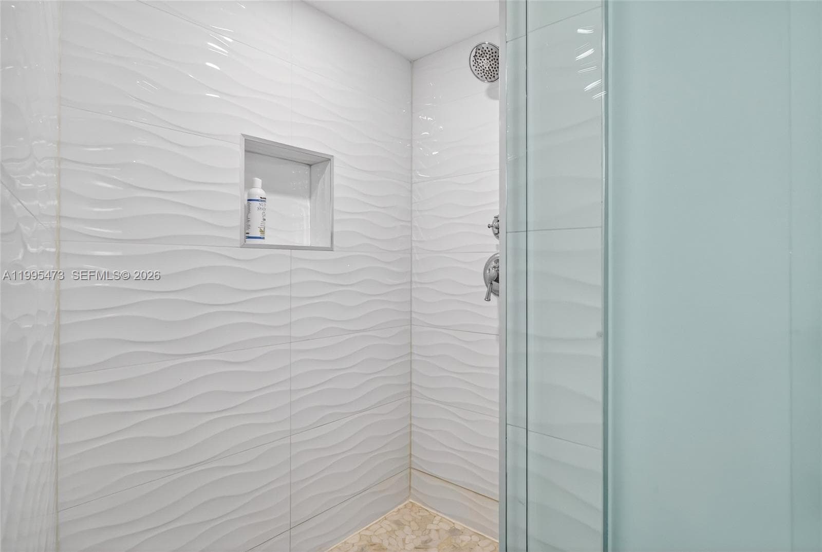 2301 Ocean Dr 2302 photo 19