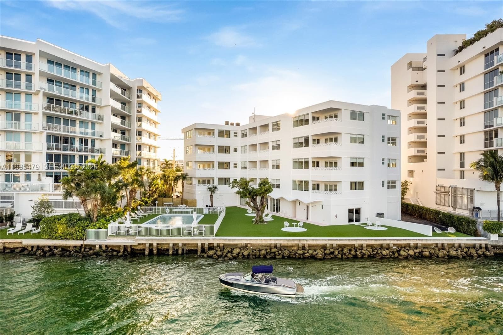 9881 E Bay Harbor Dr 401 photo 16