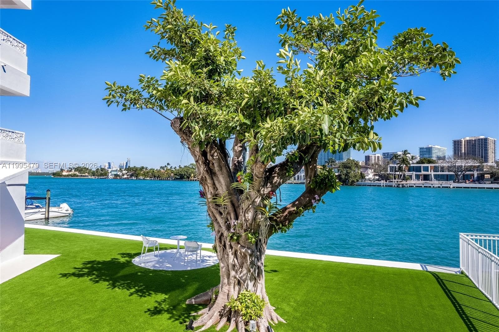 9881 Bay Harbor Dr 401 photo 12