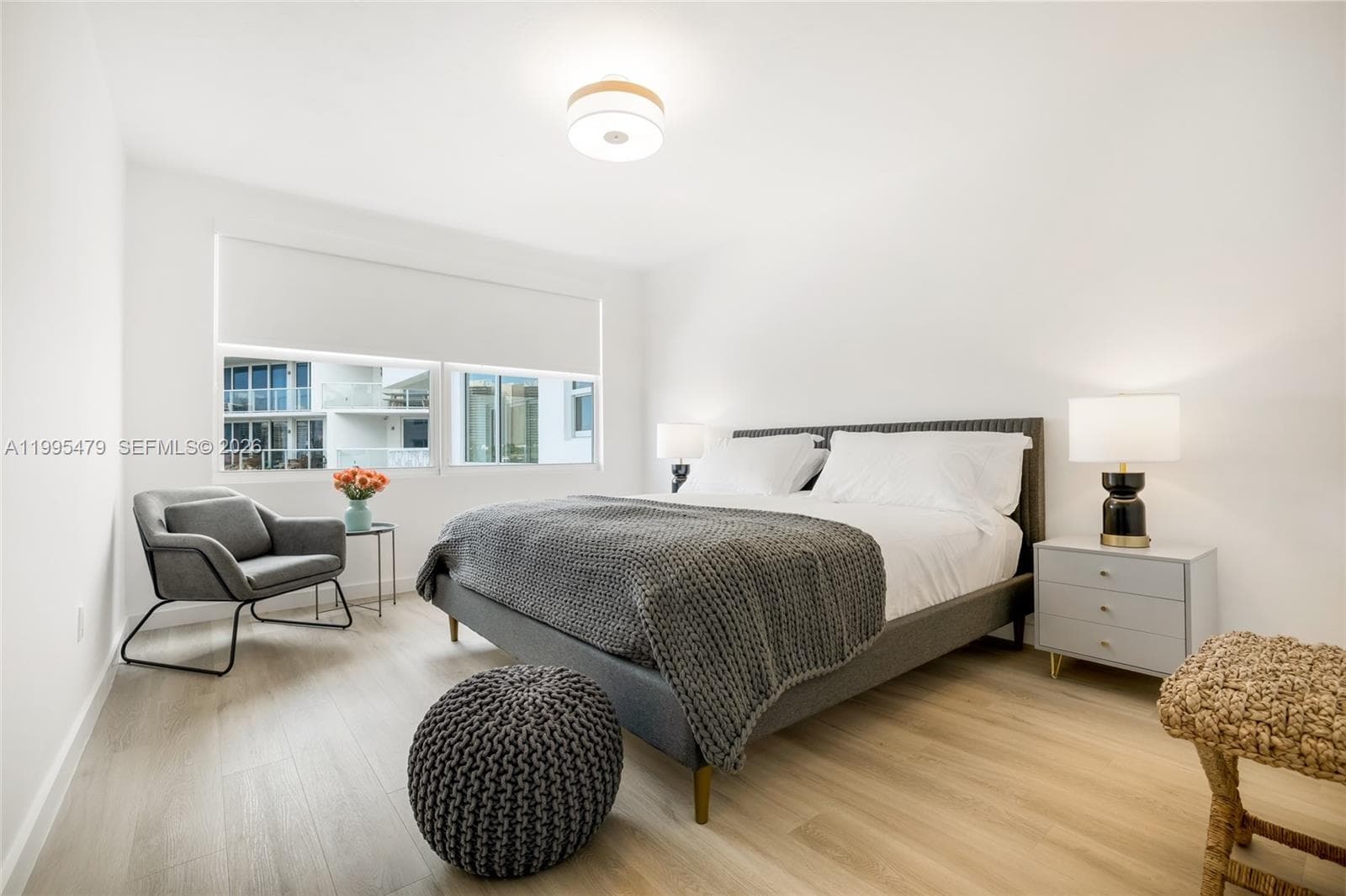 9881 Bay Harbor Dr 401 photo 9