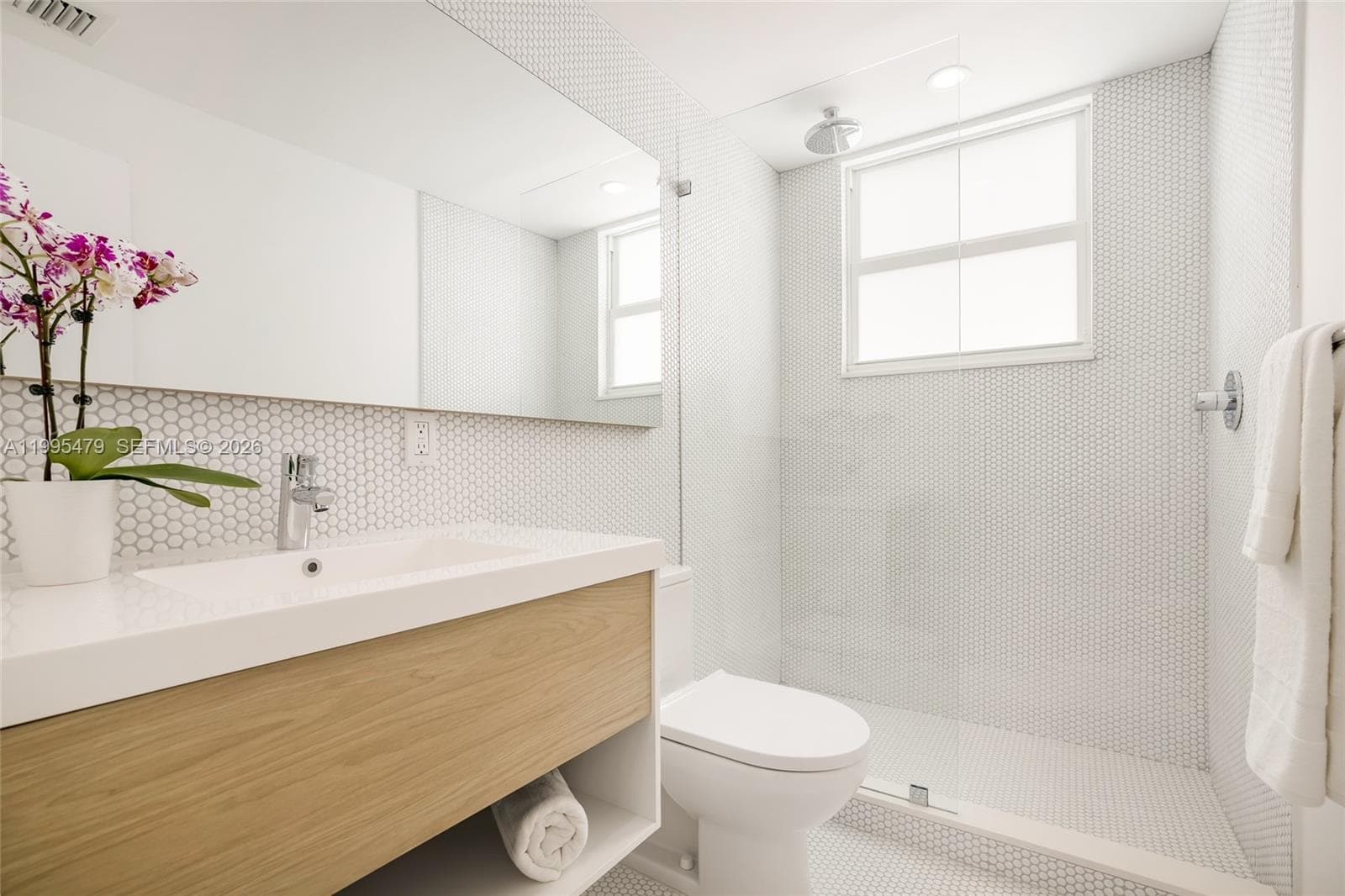 9881 Bay Harbor Dr 401 photo 10