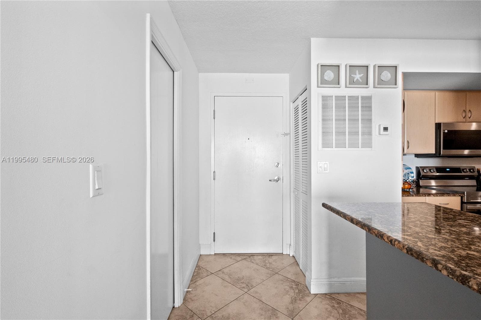 6917 Collins Ave 1609 photo 2