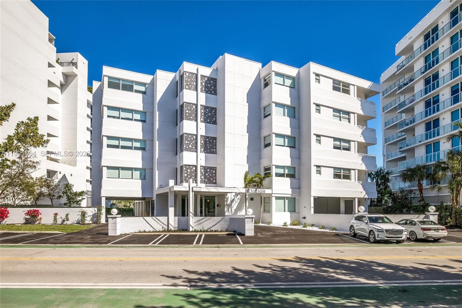 9881 Bay Harbor Dr 502 photo 19