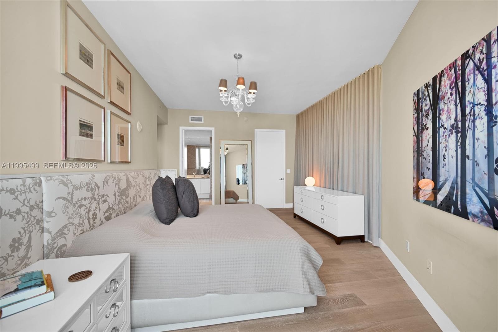 15901 Collins Ave 2405 photo 17