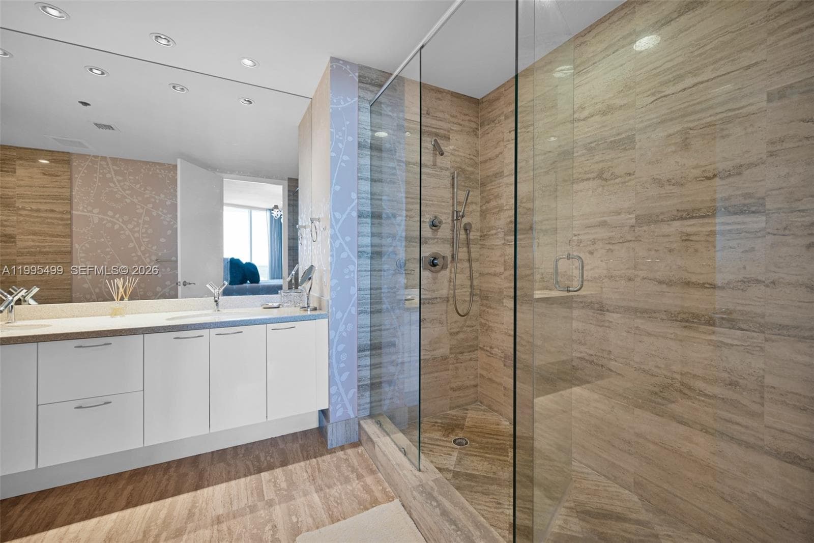 15901 Collins Ave 2405 photo 19