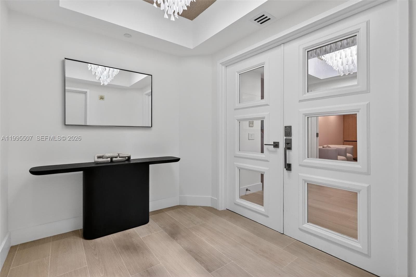 6000 Island Blvd 2102 photo 2