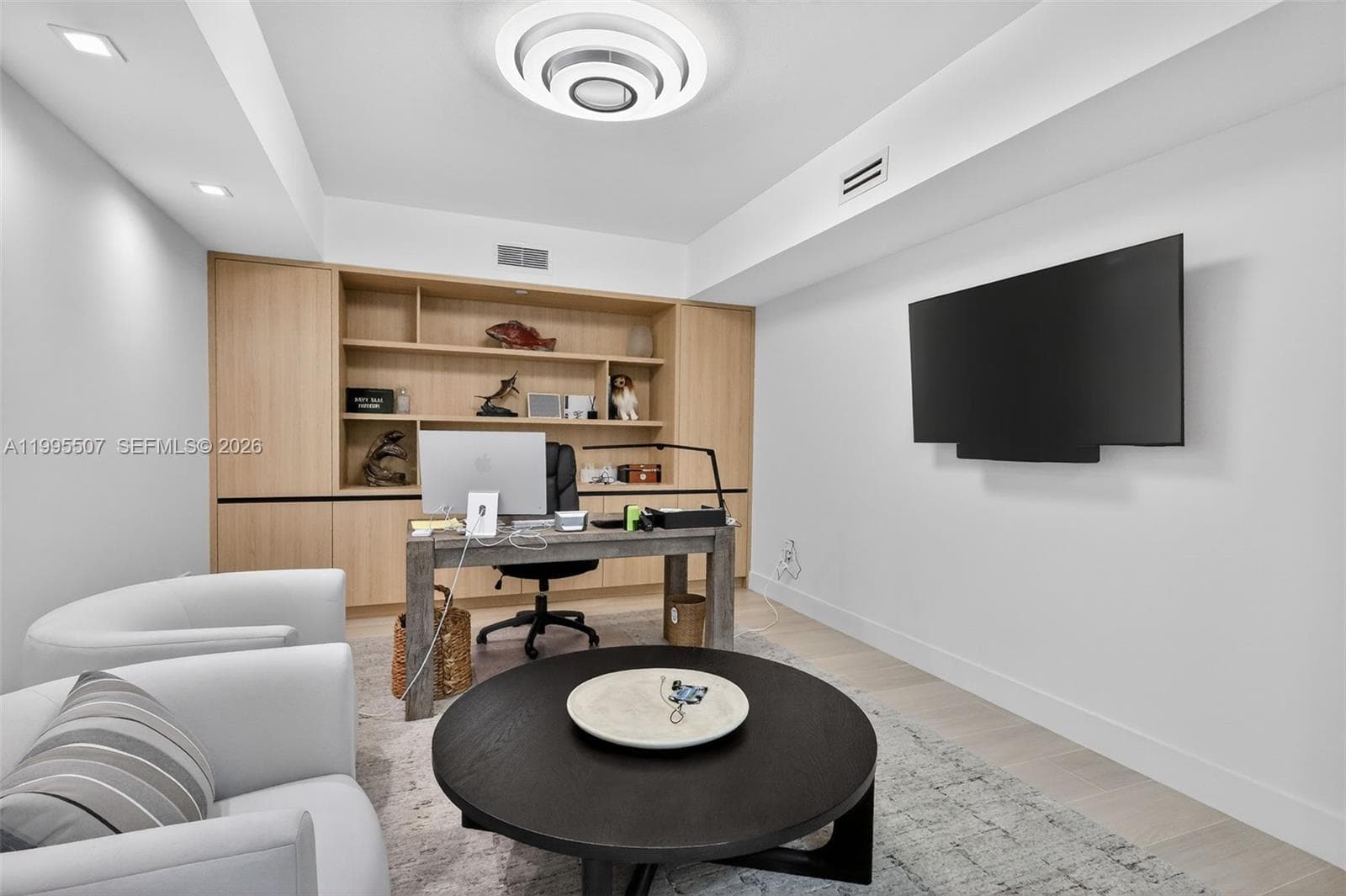 6000 Island Blvd 2102 photo 6