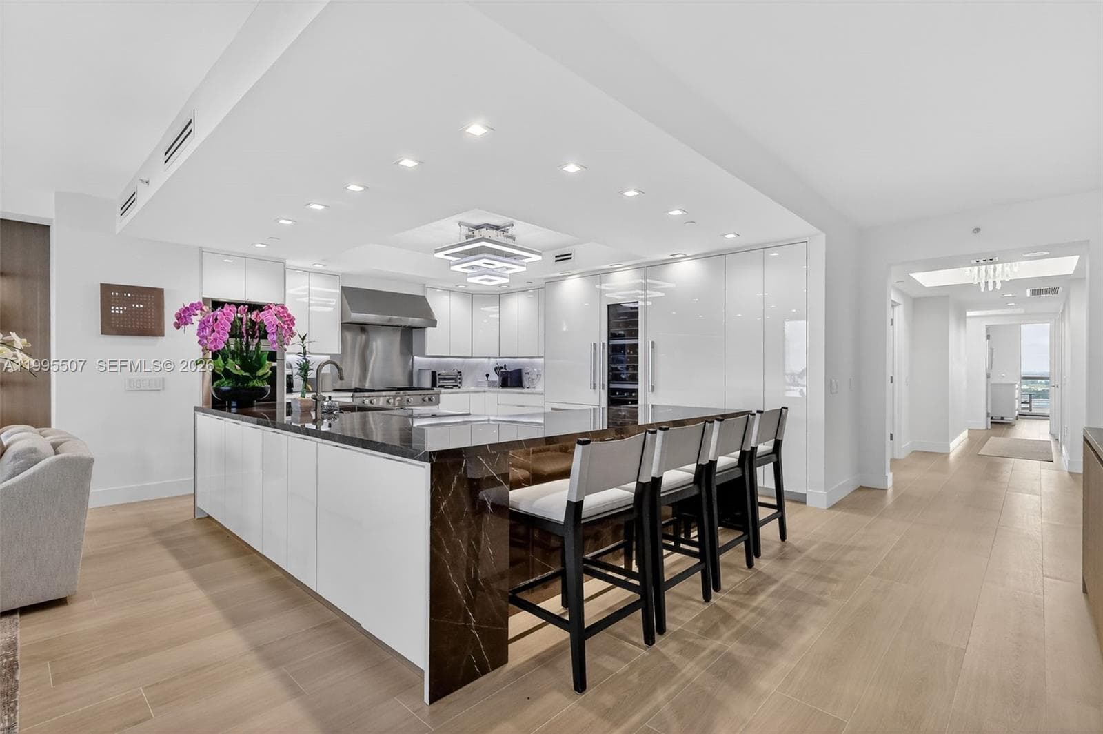 6000 Island Blvd 2102 photo 13