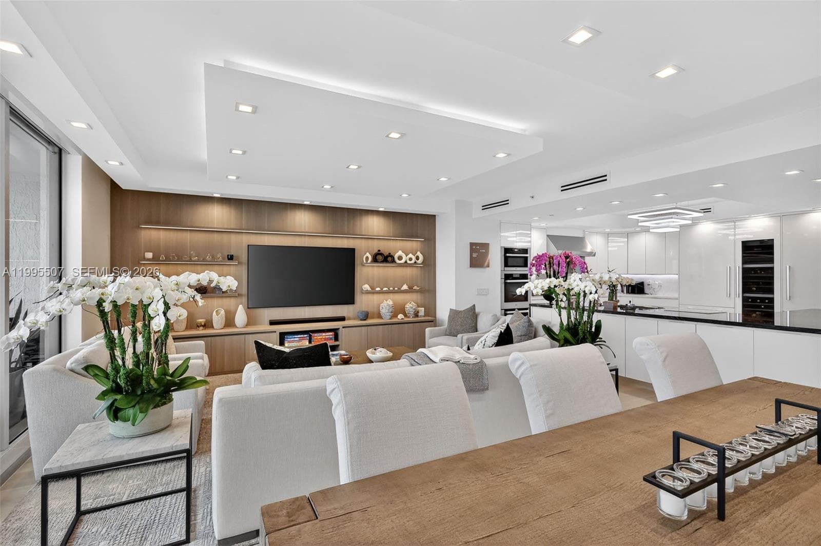 6000 Island Blvd 2102 photo 17