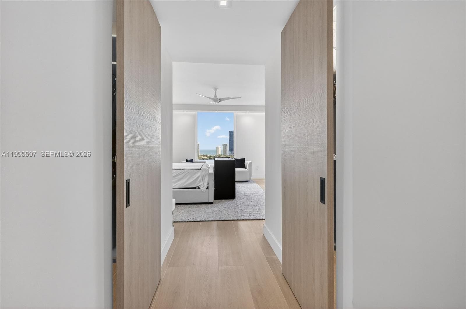 6000 Island Blvd 2102 photo 20