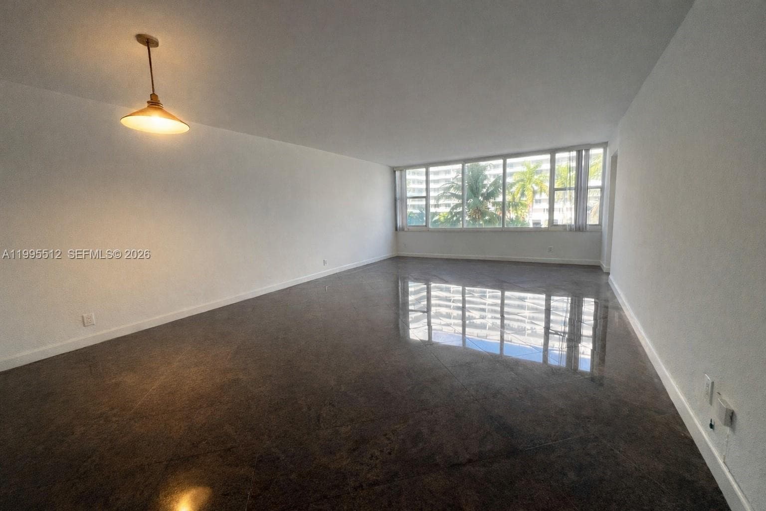 5600 Collins Ave 4E photo 4