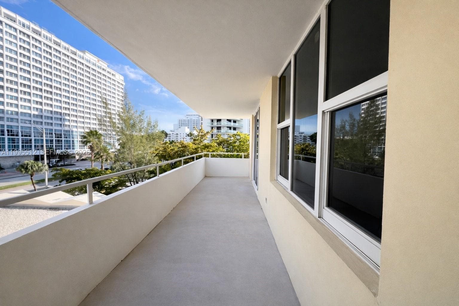 5600 Collins Ave 4E photo 8