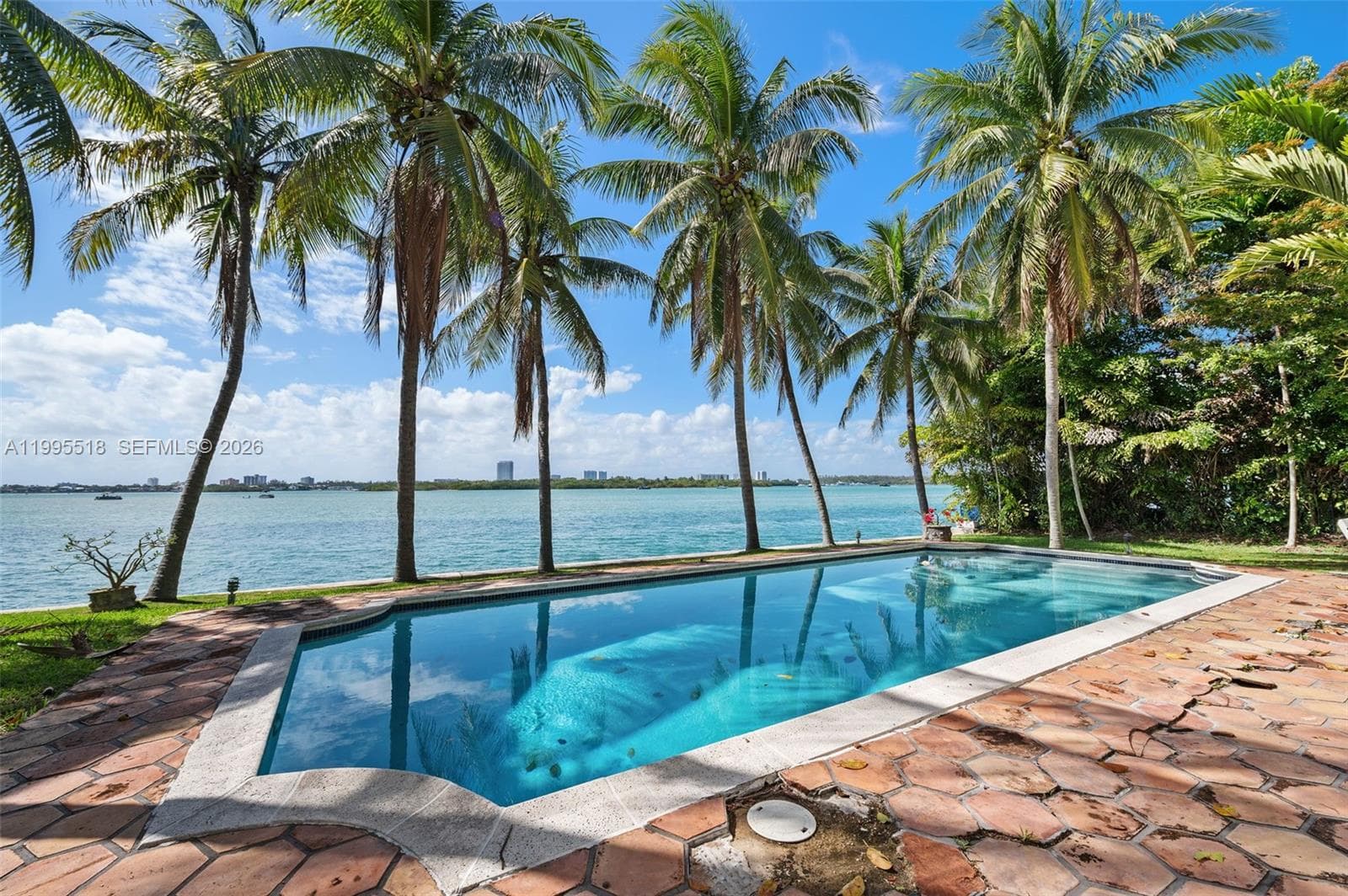 220 Bal Bay Dr photo 9