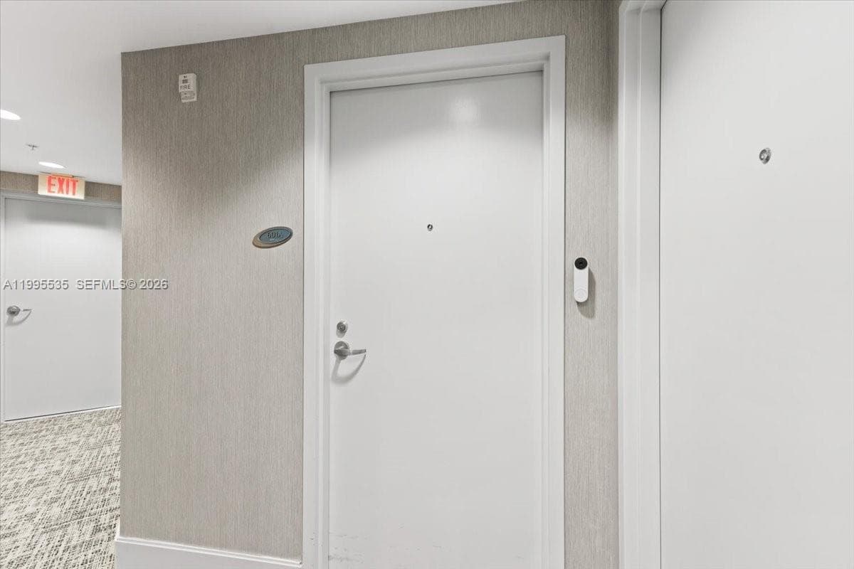 18201 Collins Ave 601A photo 21