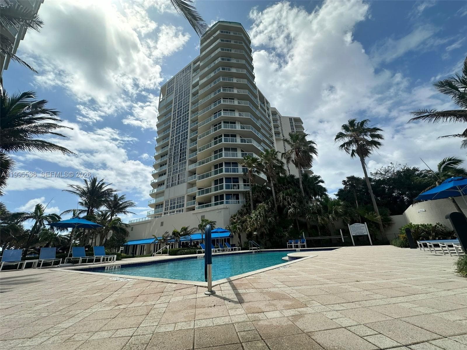 6001 N Ocean Dr 503 photo 1