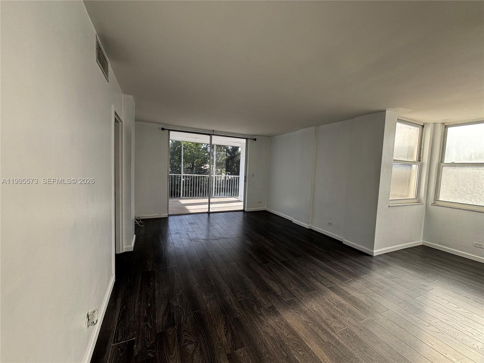 3660 166th St 215 photo 13