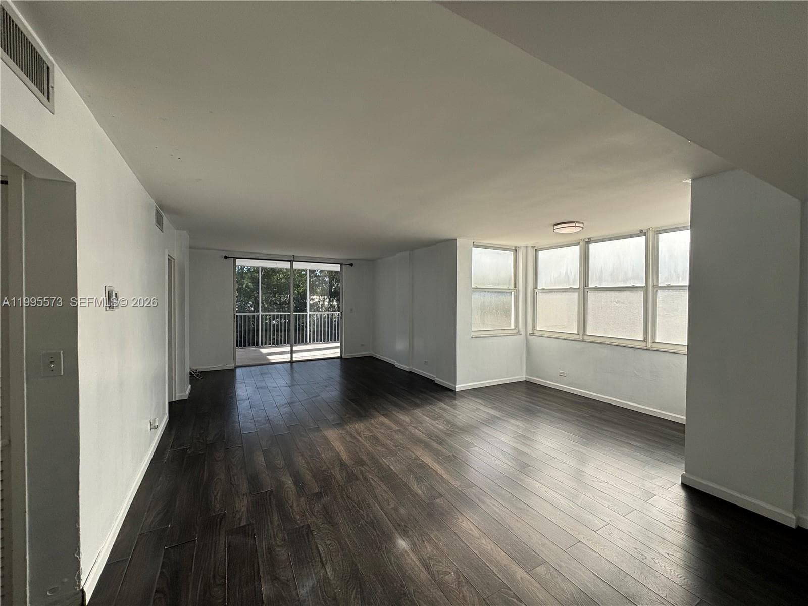 3660 166th St 215 photo 9