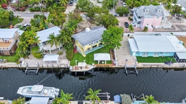 1126 Grand St photo 10