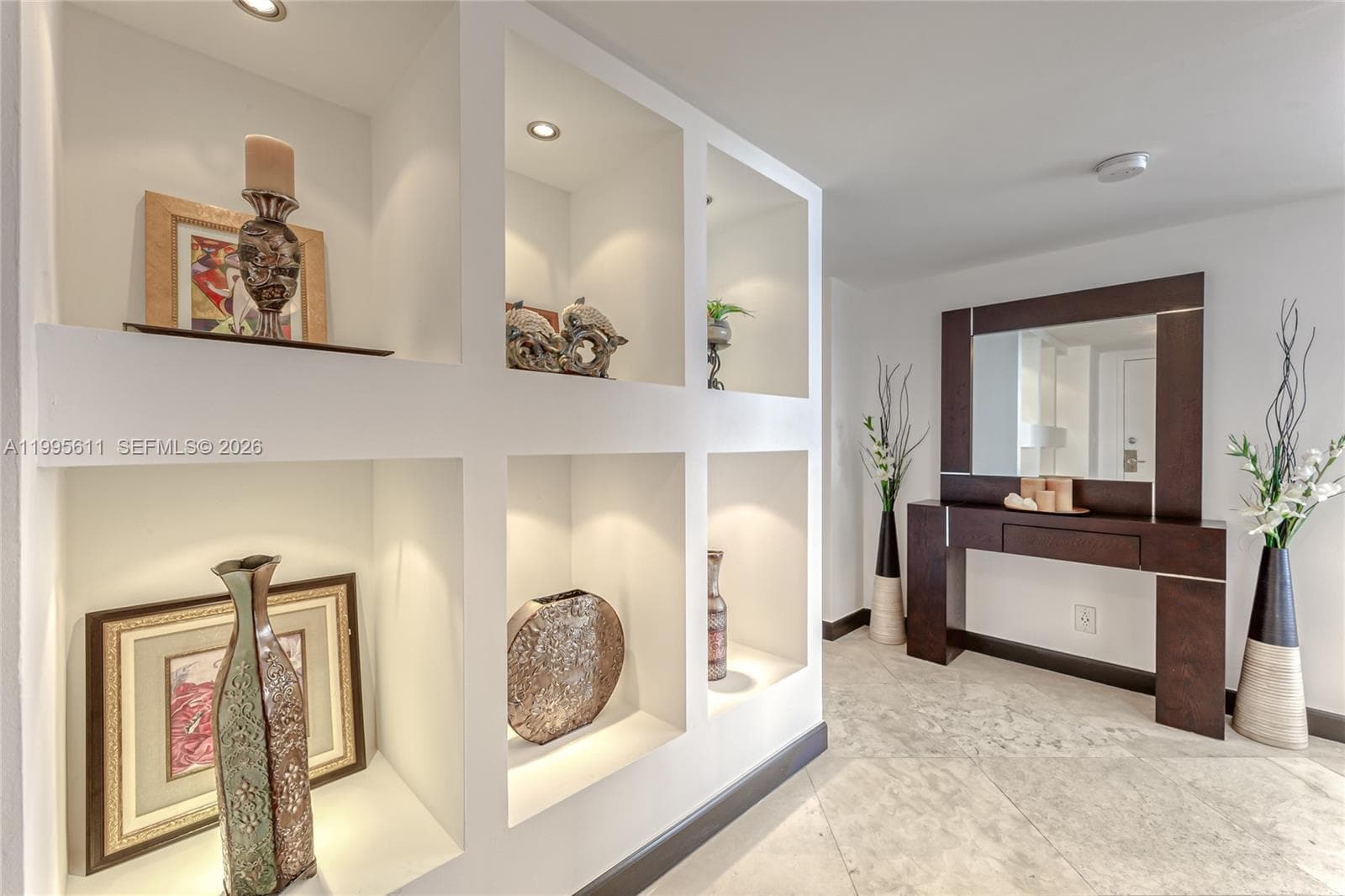 3800 Ocean Drive 1606 photo 3