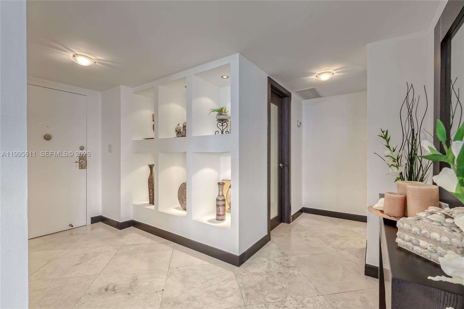 3800 S Ocean Drive 1606 photo 4