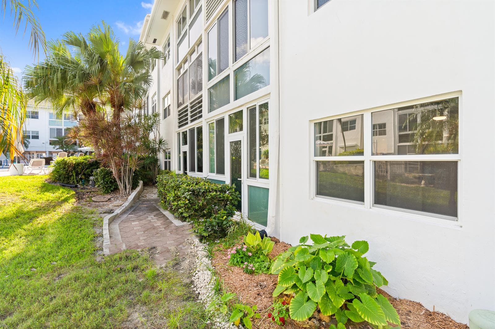 1461 S Ocean Boulevard 106 photo 18