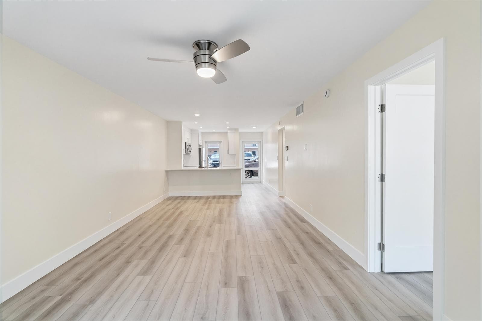 1461 S Ocean Boulevard 106 photo 25