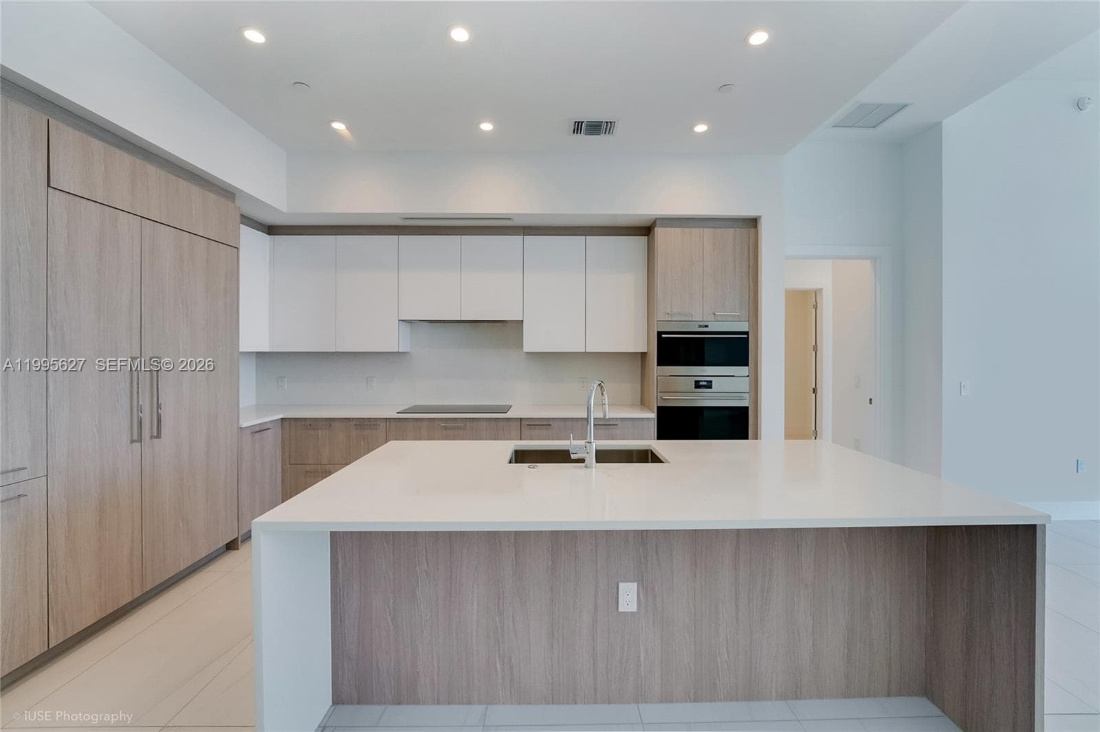 153 Seabreeze Blvd 0401-S photo 9