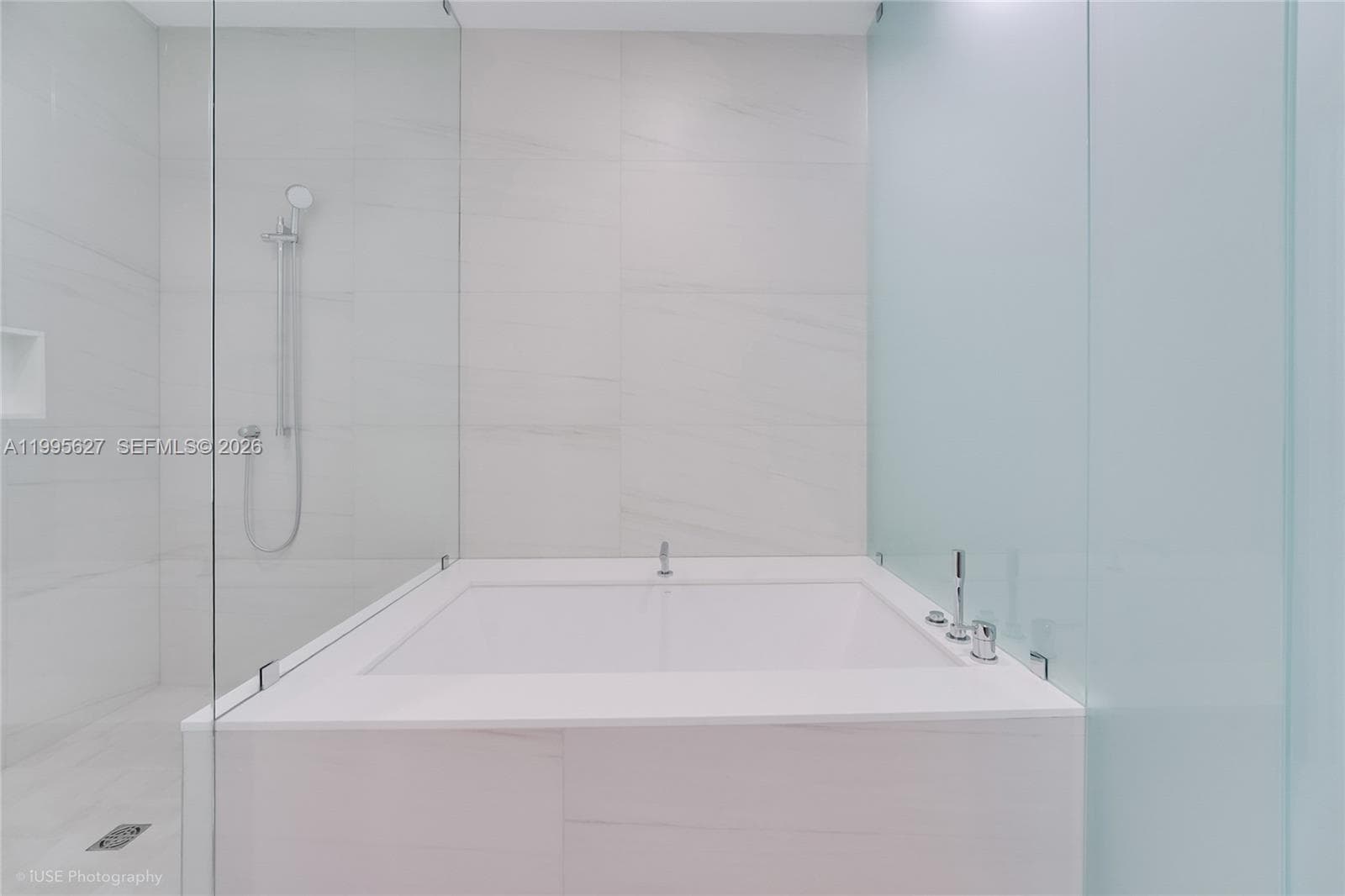 153 Seabreeze Blvd 0401-S photo 14