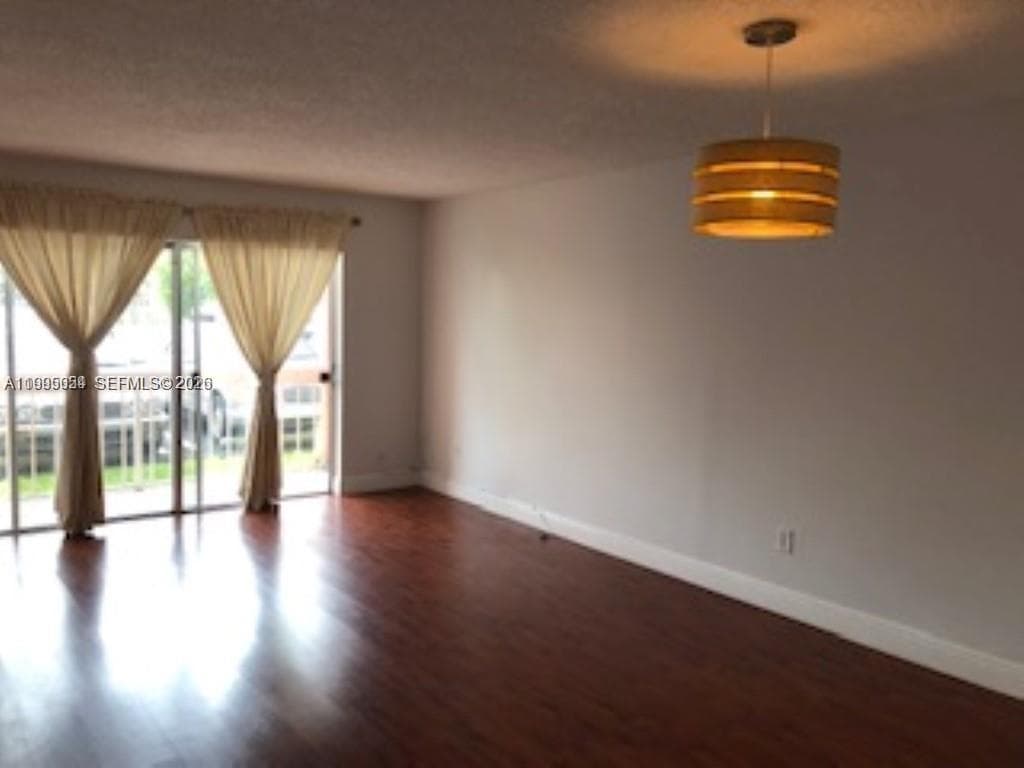 7805 Camino Real H-101 photo 4