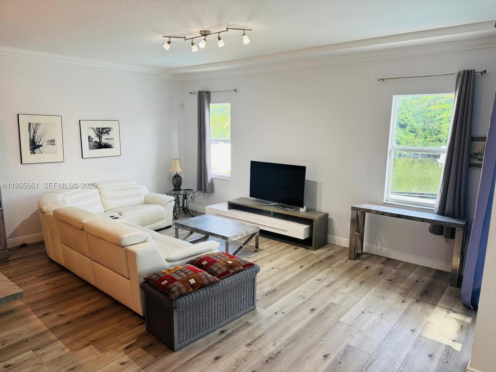 3041 44th St 0 photo 12