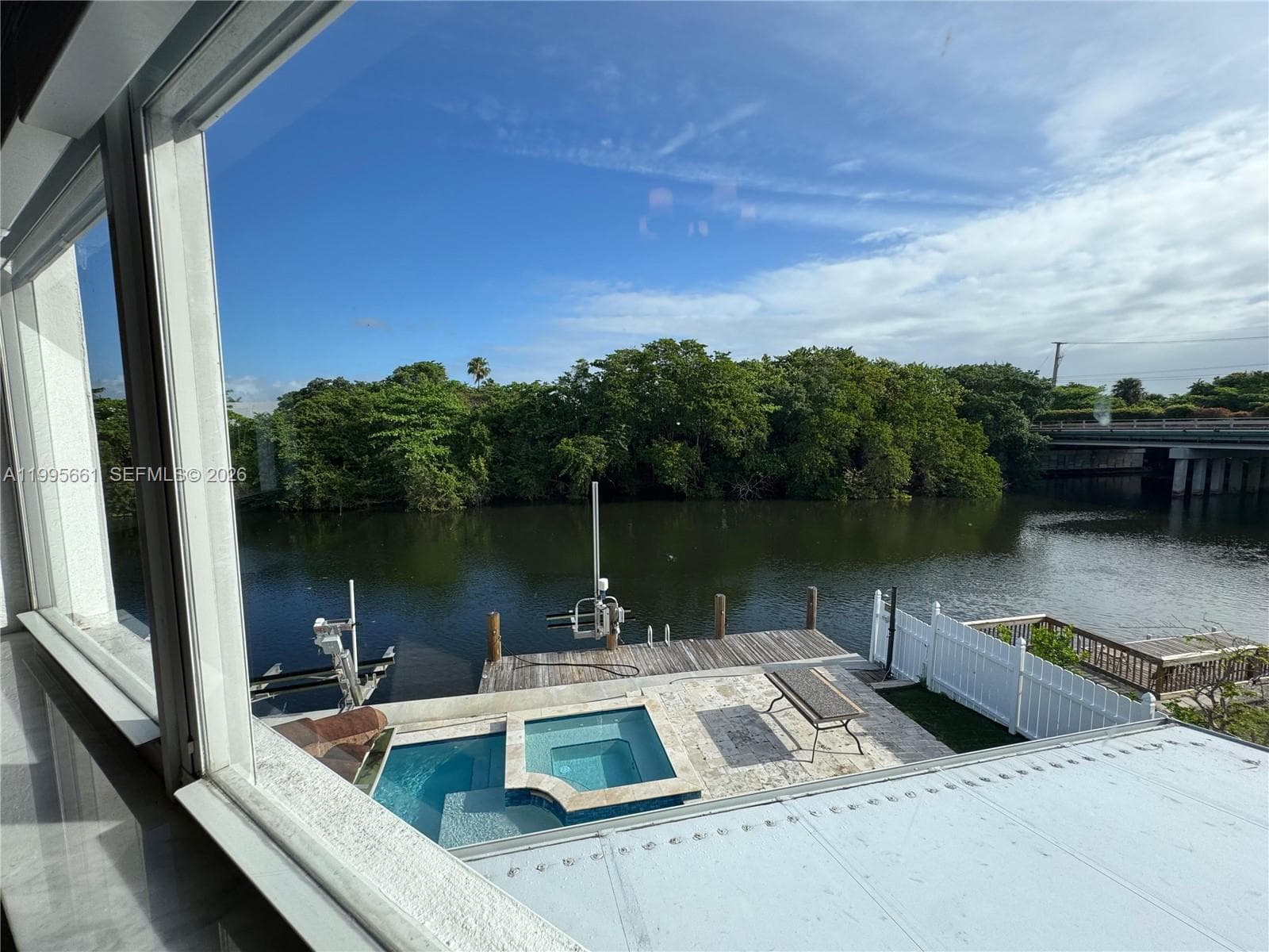 3041 44th St 0 photo 24