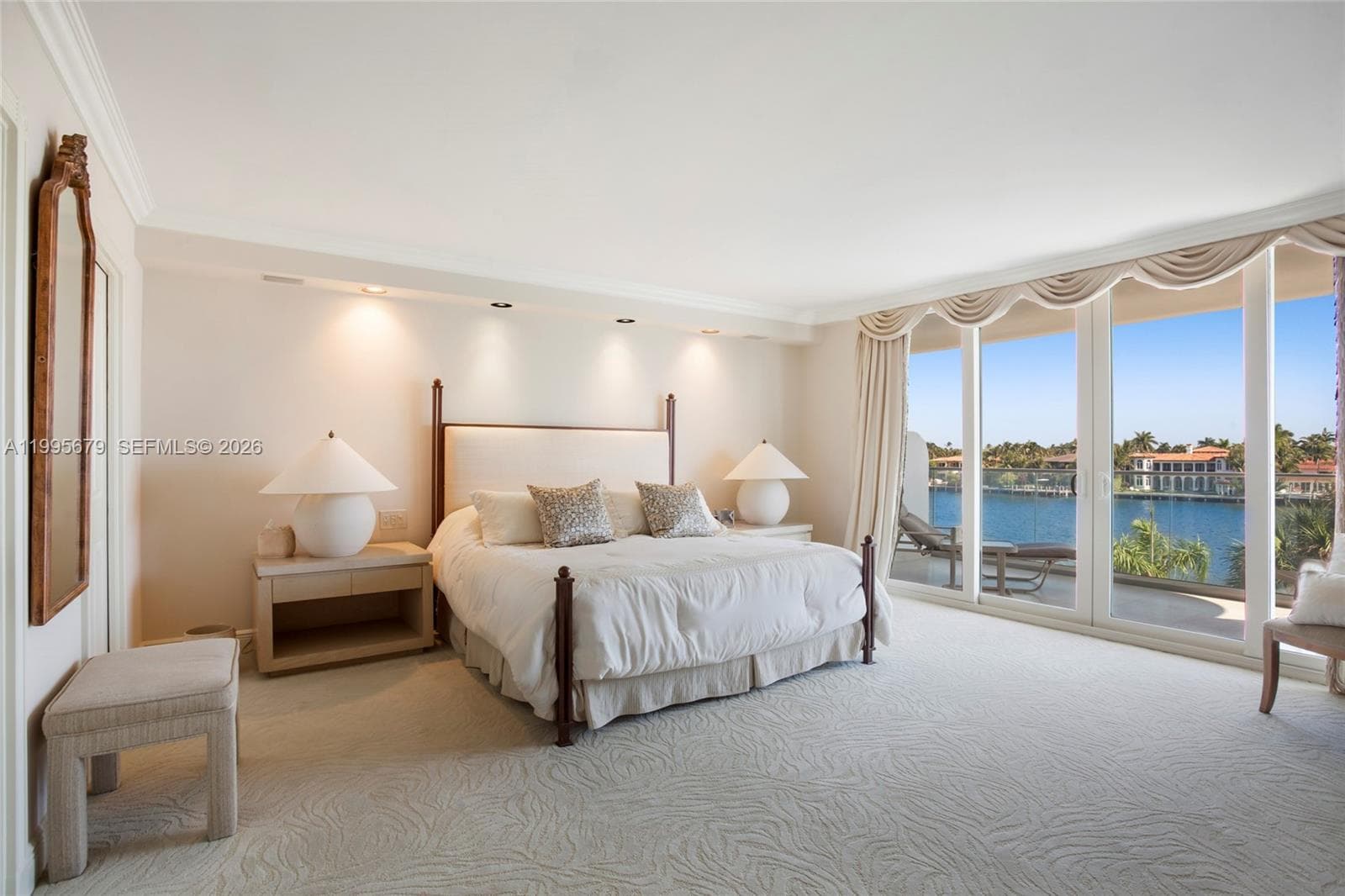 19707 Turnberry Way 4H photo 13