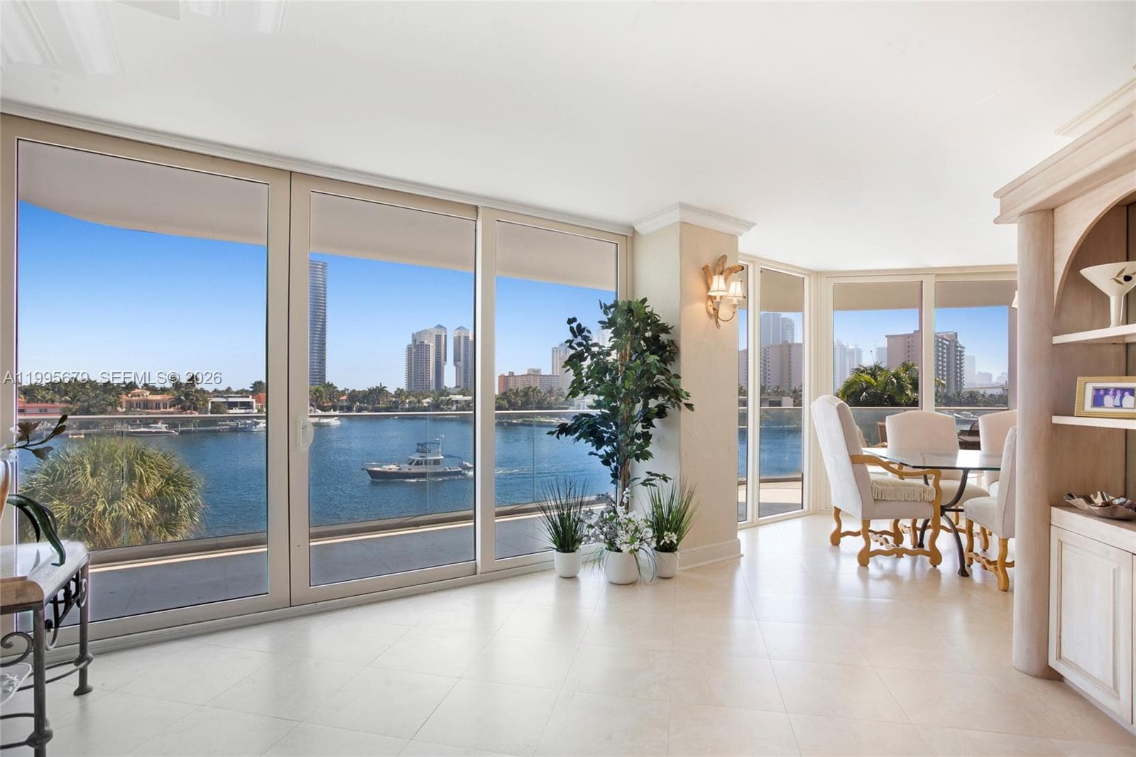 19707 Turnberry Way 4H photo 9