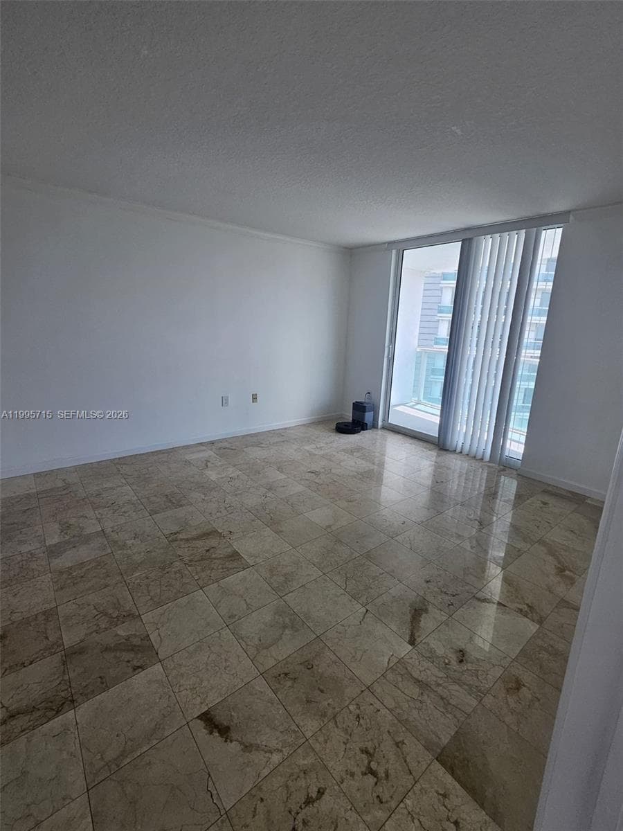 2101 Brickell Ave 2111 photo 2
