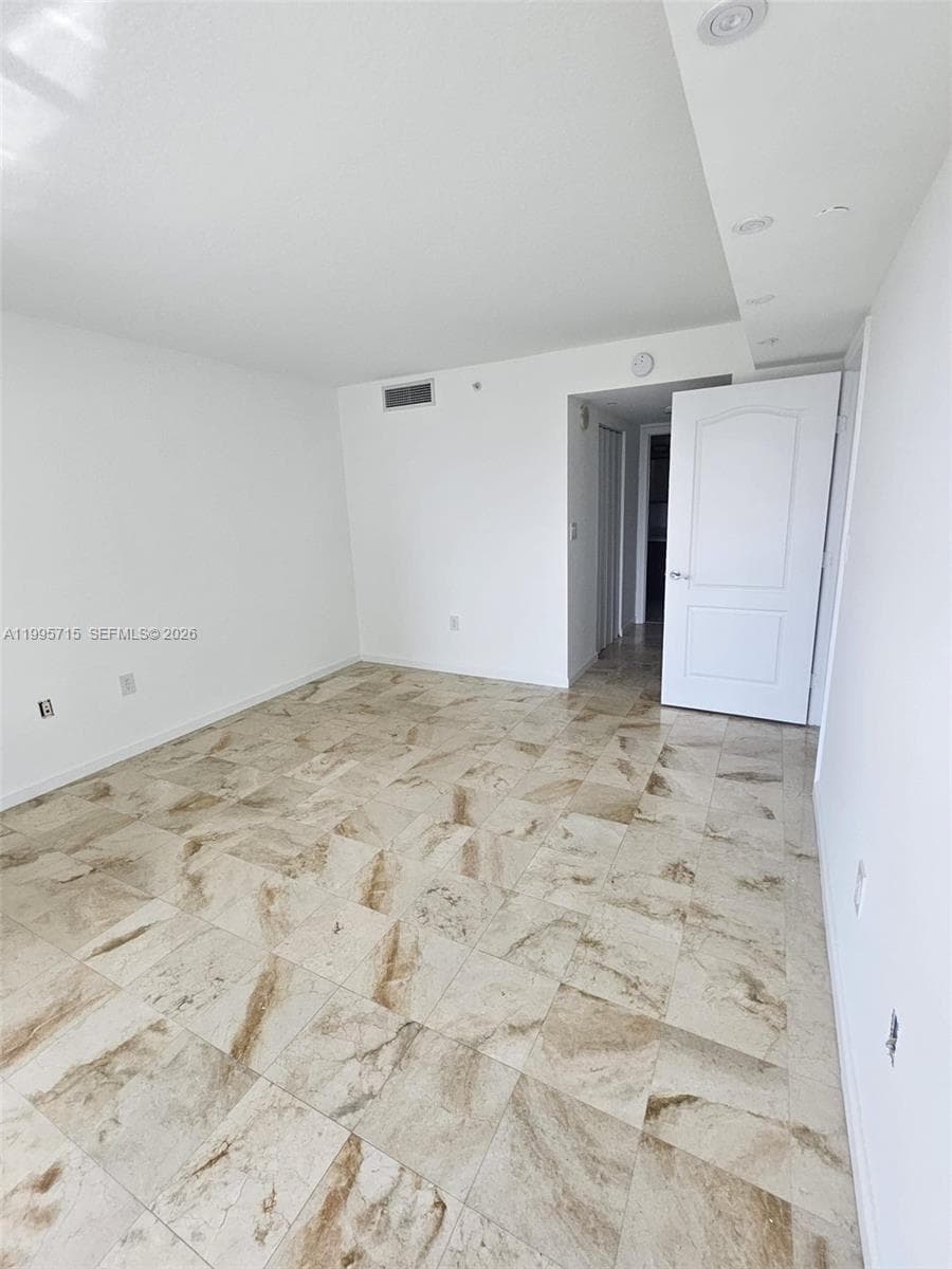 2101 Brickell Ave 2111 photo 5