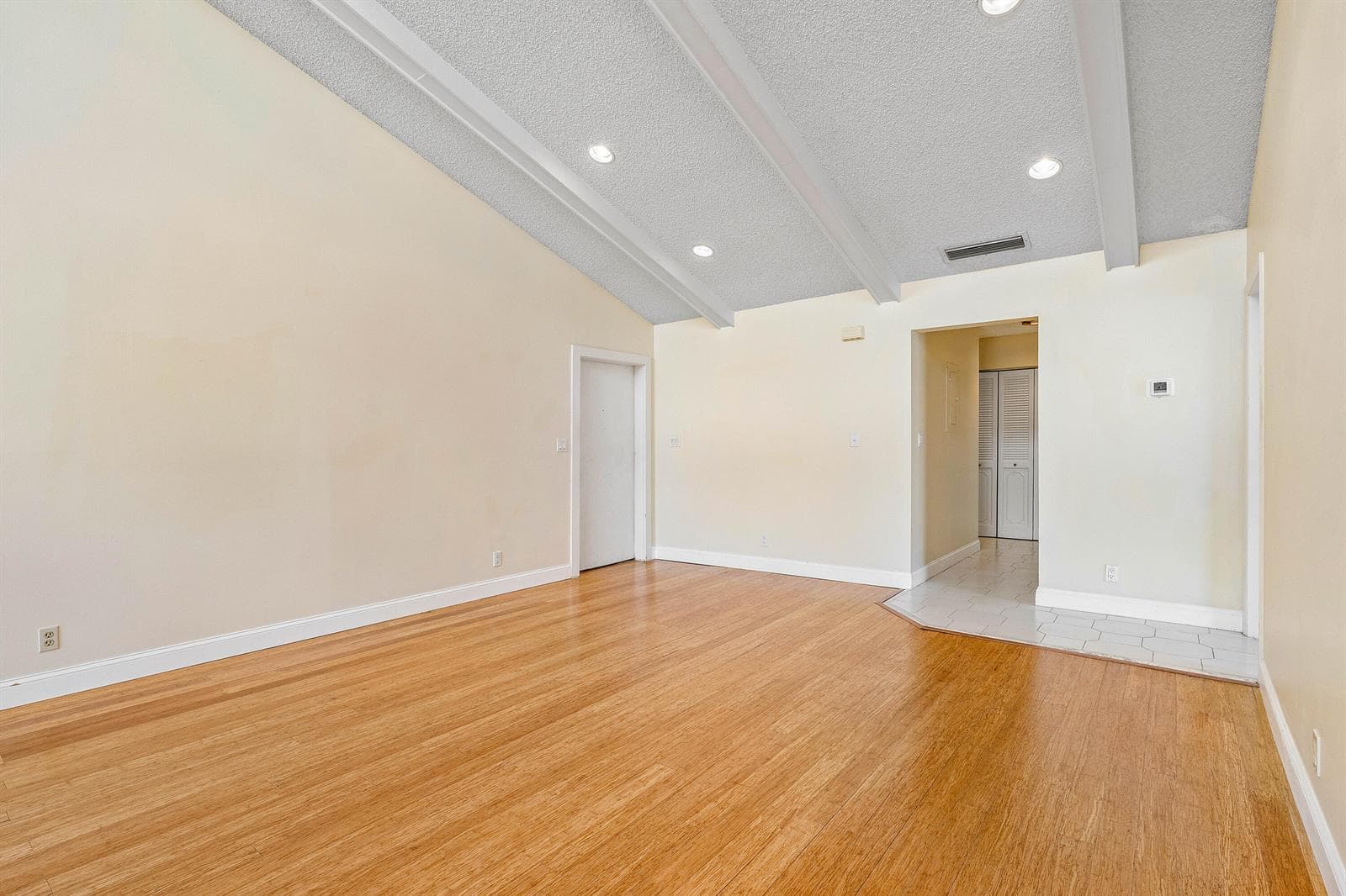 6157 Old Court Road 225 photo 11