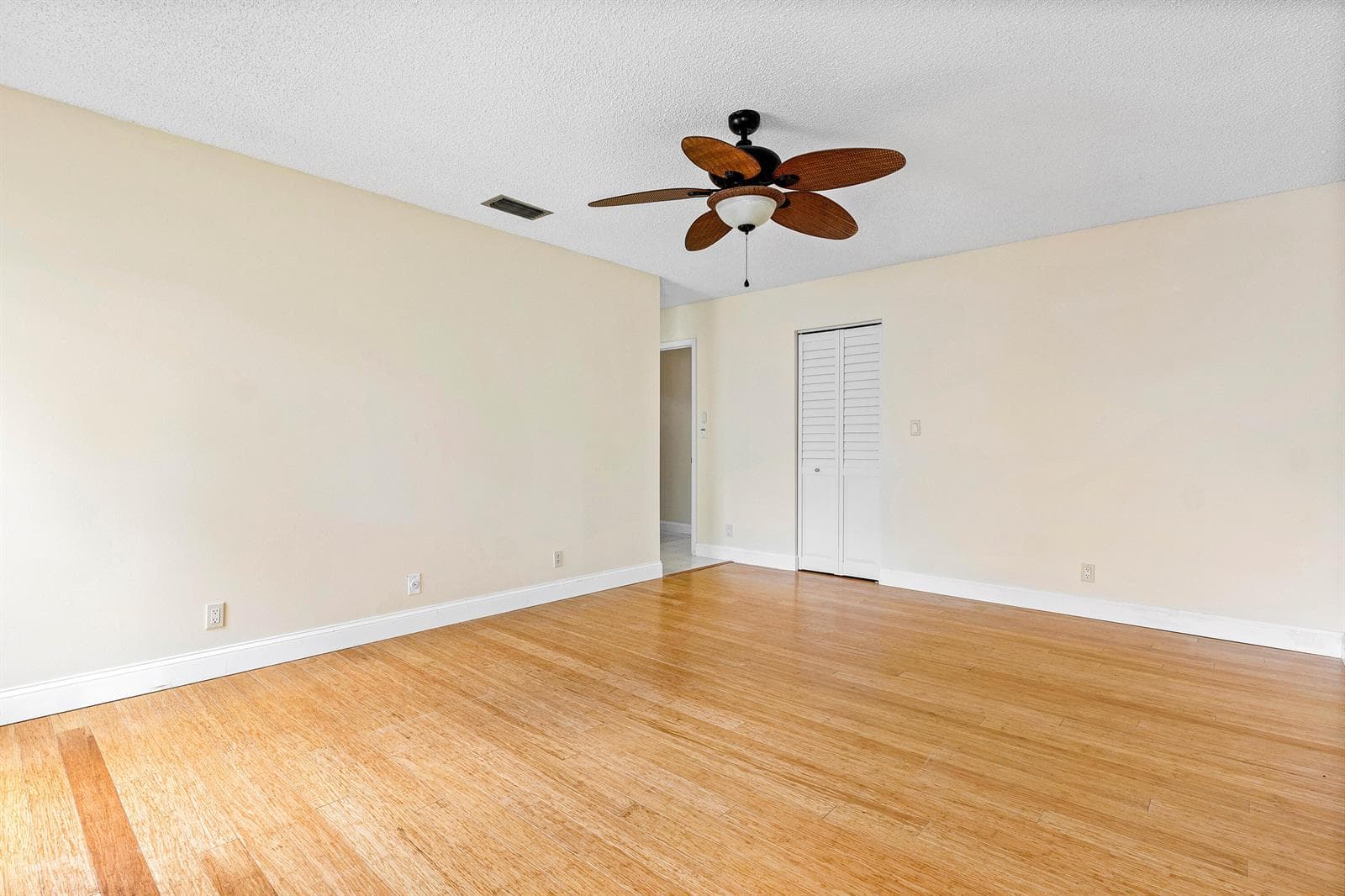 6157 Old Court Road 225 photo 21
