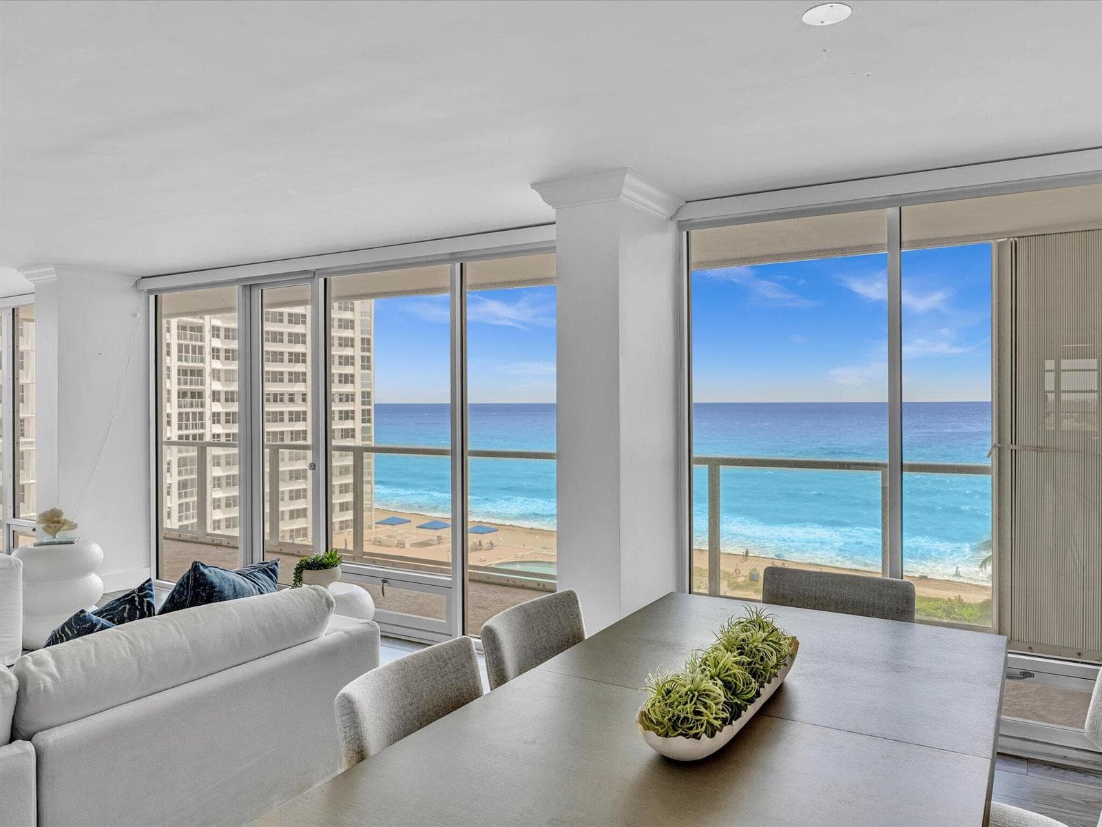 4300 N Ocean Boulevard 7h photo 3