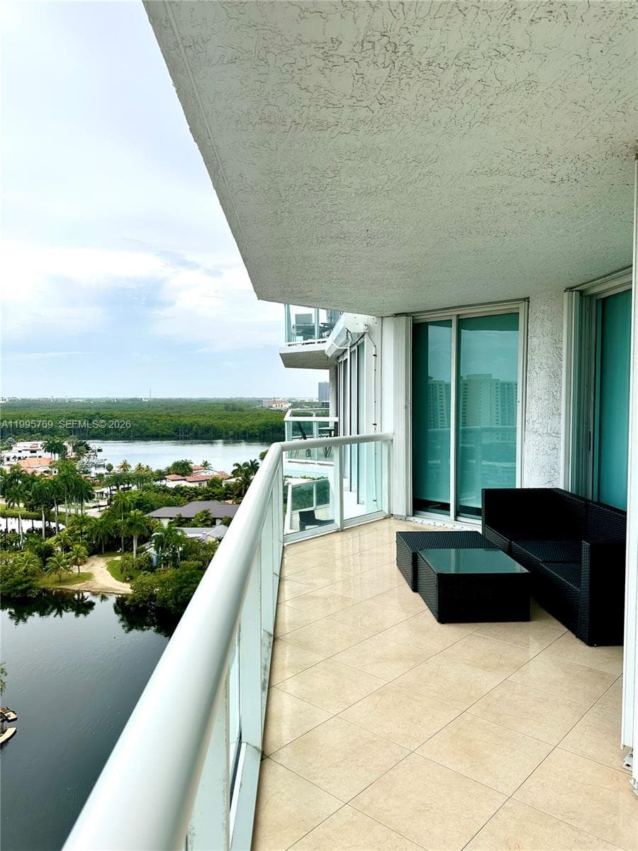 16500 Collins Ave 1453 photo 15