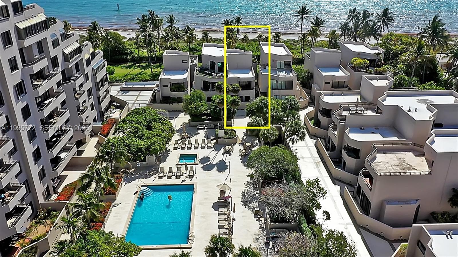 201 Crandon Blvd 175 photo 1